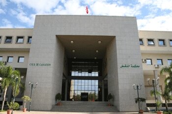 المحكمة ملزمة عند تحديد متعة الطلاق بأن تراعي فترة الزواج والوضعية المالية للمطلوب ومدى تعسفه في توقيع الطلاق